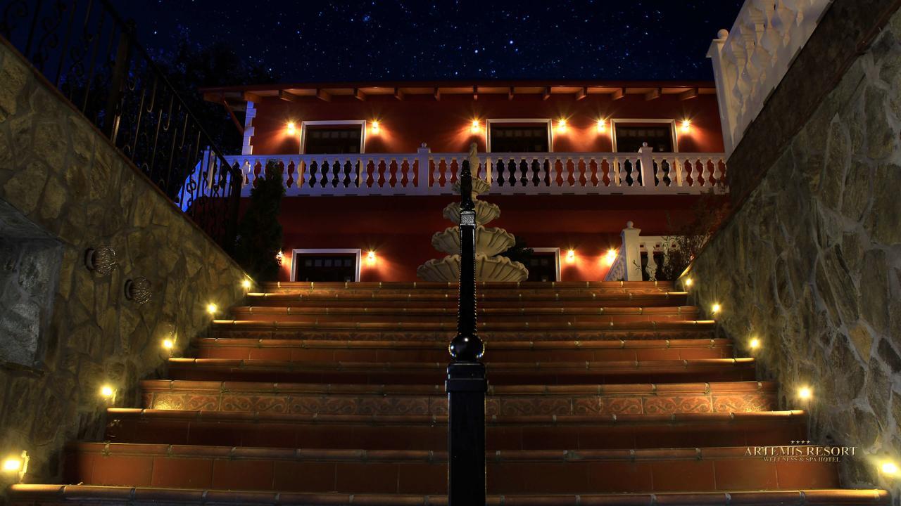 Artemis Resort Wellness Hotel Штурово Екстер'єр фото